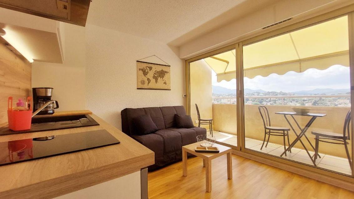Studio Chez Nanie Residence Le Concorde Cannes Marina Mandelieu Kültér fotó